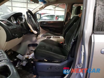 Zdjęcie 7 z 13 samochodu: 2016 DODGE GRAND CARAVAN SXT VIN:2C4RDGCG9GR169253 - miniatura