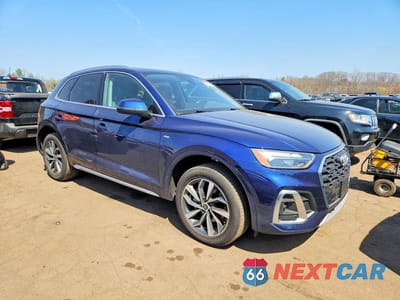 Czwarte zdjęcie samochodu z boku: 2023 AUDI Q5 PREMIUM PLUS 45 VIN:WA1EAAFY1P2067740 - miniatura