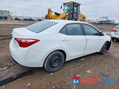 Trzecie zdjęcie samochodu z tyłu: 2019 TOYOTA COROLLA LE VIN:5YFBURHE2KP935465 - miniatura