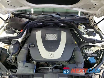 Zdjęcie 11 z 11 samochodu: 2011 MERCEDES-BENZ E 350 4MATIC VIN:WDDHF8HB4BA379254 - miniatura