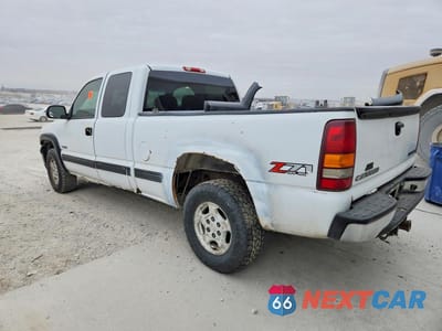 Drugie zdjęcie samochodu z przodu: 2002 CHEVROLET SILVERADO K1500 VIN:1GCEK19T62E296425 - miniatura