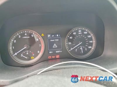 Zdjęcie 9 z 12 samochodu: 2018 HYUNDAI TUCSON SE VIN:KM8J23A44JU671873 - miniatura