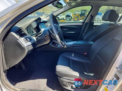 Zdjęcie 7 z 12 samochodu: 2013 BMW 528 I VIN:WBAXG5C54DD234393 - miniatura