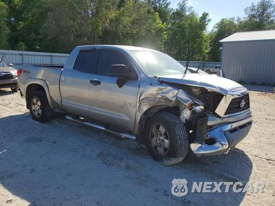 Czwarte zdjęcie samochodu z boku: 2007 TOYOTA TUNDRA DOUBLE CAB SR5 VIN:5TBRV54197S450299 - miniatura