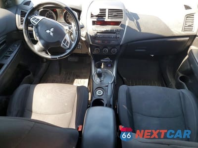 Zdjęcie 8 z 12 samochodu: 2013 MITSUBISHI OUTLANDER SPORT ES VIN:4A4AR3AU6DE008232 - miniatura