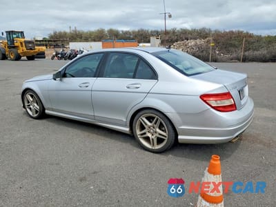 Drugie zdjęcie samochodu z przodu: 2011 MERCEDES-BENZ C 300 VIN:WDDGF5EB8BR154223 - miniatura