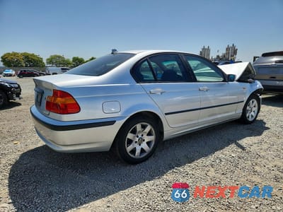 Trzecie zdjęcie samochodu z tyłu: 2004 BMW 325 XI VIN:WBAEU33404PR07870 - miniatura