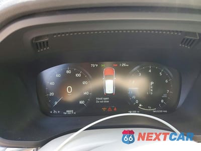 Zdjęcie 9 z 14 samochodu: 2019 VOLVO XC60 T5 VIN:LYV102RK3KB262704 - miniatura