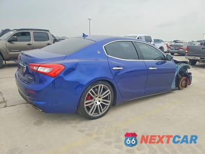 Trzecie zdjęcie samochodu z tyłu: 2019 MASERATI GHIBLI S VIN:ZAM57YTA0K1309903 - miniatura