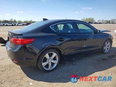 Trzecie zdjęcie samochodu z tyłu: 2013 ACURA ILX 20 TECH VIN:19VDE1F78DE006101 - miniatura