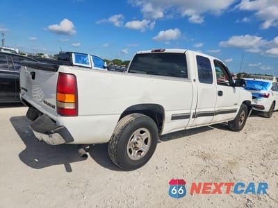 Trzecie zdjęcie samochodu z tyłu: 2001 CHEVROLET SILVERADO C1500 VIN:1GCEC19W51Z295734 - miniatura