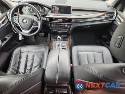 Zdjęcie 8 z 12 samochodu: 2015 BMW X5 XDRIVE35I VIN:5UXKR0C59F0K61267 - miniatura