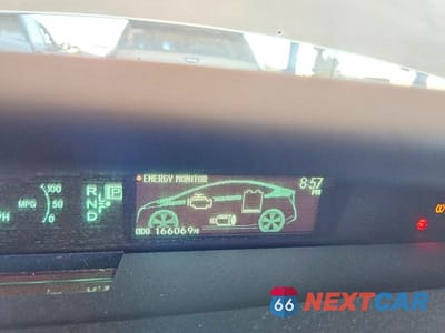 Zdjęcie 9 z 12 samochodu: 2011 TOYOTA PRIUS THREE VIN:JTDKN3DU2B0309870 - miniatura