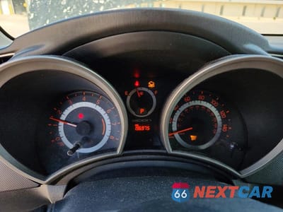 Zdjęcie 9 z 13 samochodu: 2013 SCION TC BASE VIN:JTKJF5C75D3045196 - miniatura