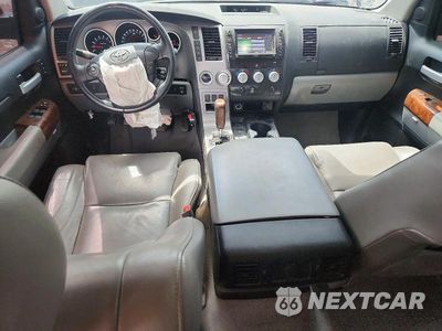 Zdjęcie 8 z 12 samochodu: 2011 TOYOTA TUNDRA CREWMAX LIMITED VIN:5TFHY5F17BX205026 - miniatura