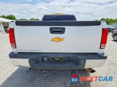 Zdjęcie 6 z 13 samochodu: 2014 CHEVROLET SILVERADO C2500 HEAVY DUTY VIN:1GC1CVCG9EF102001 - miniatura