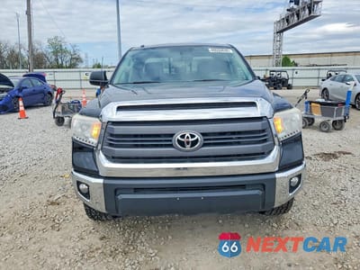 Piąte zdjęcie samochodu w środku: 2015 TOYOTA TUNDRA SR5 VIN:5TFUW5F14FX485613 - miniatura