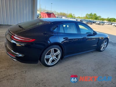 Trzecie zdjęcie samochodu z tyłu: 2018 PORSCHE PANAMERA 4 VIN:WP0AA2A70JL116193 - miniatura