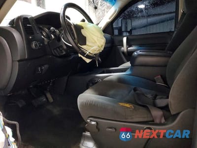 Zdjęcie 7 z 12 samochodu: 2008 GMC SIERRA K1500 VIN:2GTEK13M981123803 - miniatura