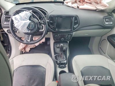 Zdjęcie 8 z 13 samochodu: 2019 JEEP COMPASS LIMITED VIN:3C4NJDCB8KT673289 - miniatura