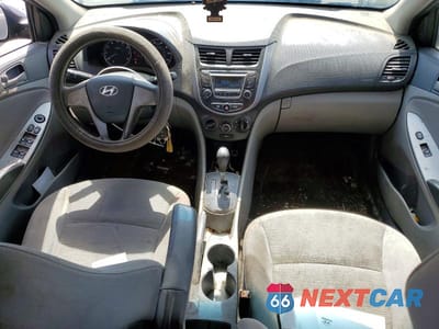 Zdjęcie 8 z 11 samochodu: 2017 HYUNDAI ACCENT SE VIN:KMHCT4AE1HU183009 - miniatura