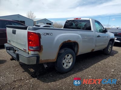 Trzecie zdjęcie samochodu z tyłu: 2012 GMC SIERRA K1500 SLE VIN:1GTN2VEA9CZ308153 - miniatura