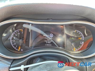 Zdjęcie 9 z 12 samochodu: 2016 JEEP GRAND CHEROKEE LAREDO VIN:1C4RJFAG8GC389983 - miniatura