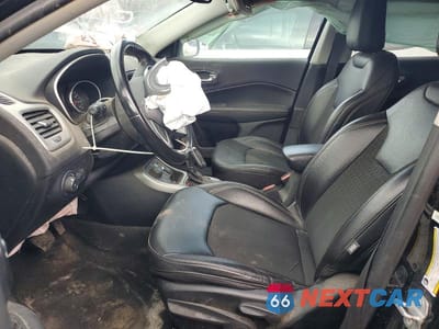 Zdjęcie 7 z 13 samochodu: 2021 JEEP COMPASS LATITUDE VIN:3C4NJDBB5MT547511 - miniatura