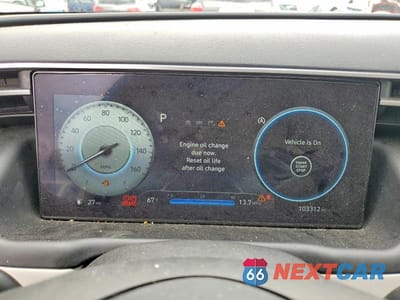 Zdjęcie 9 z 12 samochodu: 2023 HYUNDAI TUCSON LIMITED VIN:5NMJECAE1PH200896 - miniatura