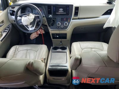 Zdjęcie 8 z 13 samochodu: 2016 TOYOTA SIENNA LE VIN:5TDKK3DC8GS742727 - miniatura