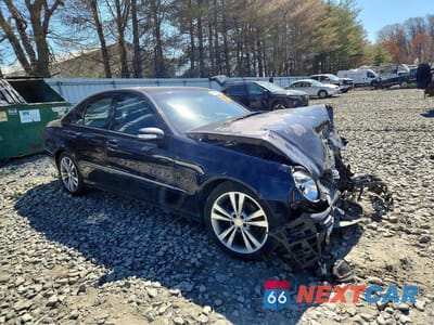 Czwarte zdjęcie samochodu z boku: 2003 MERCEDES-BENZ E 320 VIN:WDBUF65JX3A201826 - miniatura