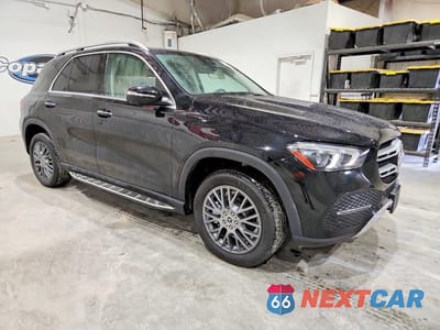 Czwarte zdjęcie samochodu z boku: 2021 MERCEDES-BENZ GLE 350 VIN:4JGFB4JB3MA331002 - miniatura
