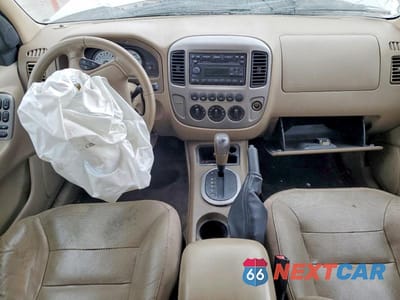 Zdjęcie 8 z 14 samochodu: 2005 FORD ESCAPE LIMITED VIN:1FMCU94145KA22440 - miniatura