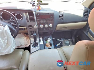 Zdjęcie 8 z 12 samochodu: 2013 TOYOTA TUNDRA DOUBLE CAB SR5 VIN:5TFRY5F1XDX135951 - miniatura
