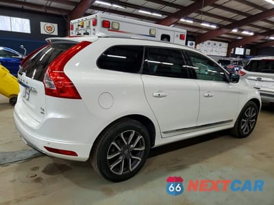 Trzecie zdjęcie samochodu z tyłu: 2017 VOLVO XC60 T6 DYNAMIC VIN:YV449MRR1H2122654 - miniatura