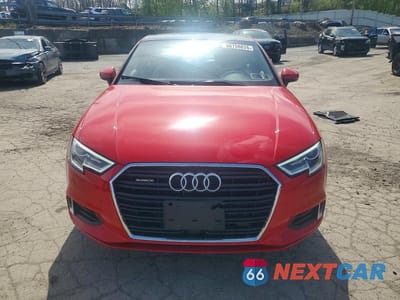 Piąte zdjęcie samochodu w środku: 2018 AUDI A3 PREMIUM VIN:WAUB8GFF1J1038352 - miniatura