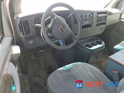 Zdjęcie 8 z 12 samochodu: 2008 GMC SAVANA G2500 VIN:1GTGG25C081209804 - miniatura