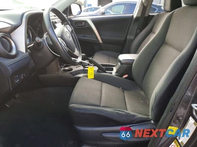 Zdjęcie 7 z 13 samochodu: 2015 TOYOTA RAV4 LE VIN:JTMZFREV5FJ049695 - miniatura