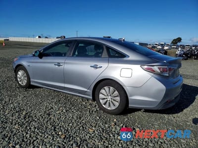 Drugie zdjęcie samochodu z przodu: 2017 HYUNDAI SONATA HYBRID SE VIN:KMHE24L1XHA046724 - miniatura