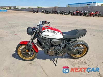 Trzecie zdjęcie samochodu z tyłu: 2021 YAMAHA XSR700 VIN:JYARM21E9MA001385 - miniatura