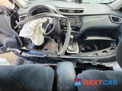 Zdjęcie 8 z 12 samochodu: 2016 NISSAN ROGUE SV VIN:JN8AT2MV6GW134312 - miniatura