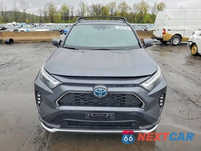 Piąte zdjęcie samochodu w środku: 2024 TOYOTA RAV4 PRIME SE VIN:JTMAB3FV9RD176392 - miniatura