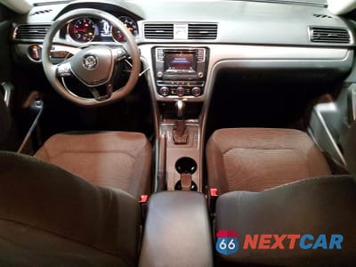 Zdjęcie 8 z 12 samochodu: 2017 VOLKSWAGEN PASSAT S VIN:1VWAT7A33HC015810 - miniatura