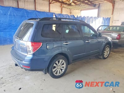 Trzecie zdjęcie samochodu z tyłu: 2012 SUBARU FORESTER 2.5X PREMIUM VIN:JF2SHADC8CH427462 - miniatura