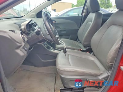 Zdjęcie 7 z 12 samochodu: 2012 CHEVROLET SONIC LTZ VIN:1G1JE5SH4C4116846 - miniatura
