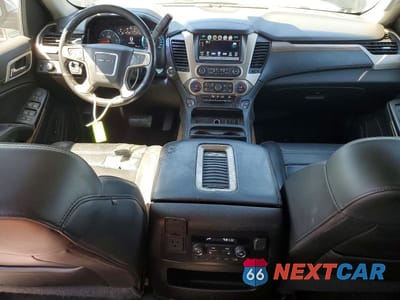 Zdjęcie 8 z 13 samochodu: 2018 GMC YUKON XL DENALI VIN:1GKS1HKJ6JR224689 - miniatura