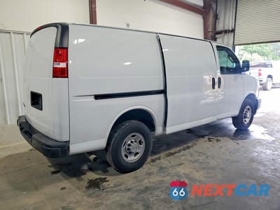 Trzecie zdjęcie samochodu z tyłu: 2024 CHEVROLET EXPRESS 2500 CARGO DELIVERY VAN VIN:1GCWGAFP3R1263994 - miniatura