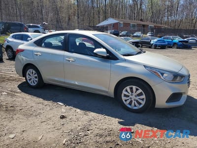 Czwarte zdjęcie samochodu z boku: 2019 HYUNDAI ACCENT SE VIN:3KPC24A30KE087447 - miniatura
