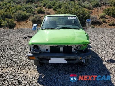 Piąte zdjęcie samochodu w środku: 1993 TOYOTA PICKUP CAB CHASSIS SUPER LONG WHEELBASE VIN:JT5VN94T2P0030445 - miniatura