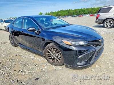 Czwarte zdjęcie samochodu z boku: 2022 TOYOTA CAMRY SE VIN:4T1G11AK2NU050718 - miniatura